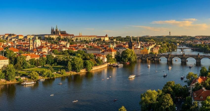 İzmir'den Direkt Sefer İle Yılbaşı Özel Prag & Berlin Turu Noel Pazarları